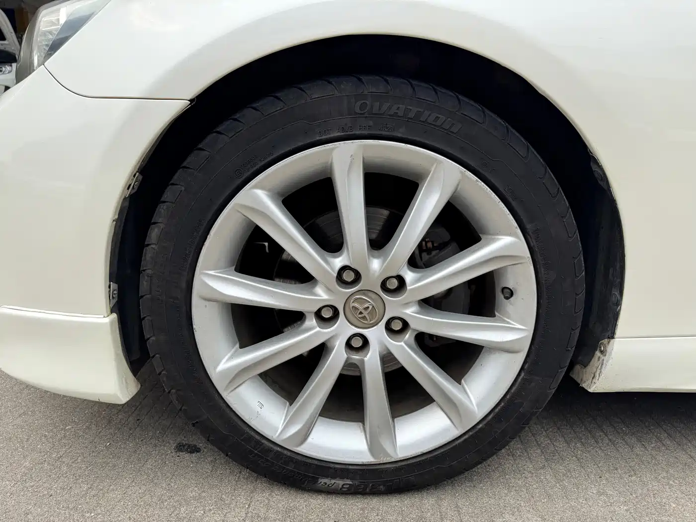 Toyota Reiz 2010 2.5V Style Elite Edition фото 4