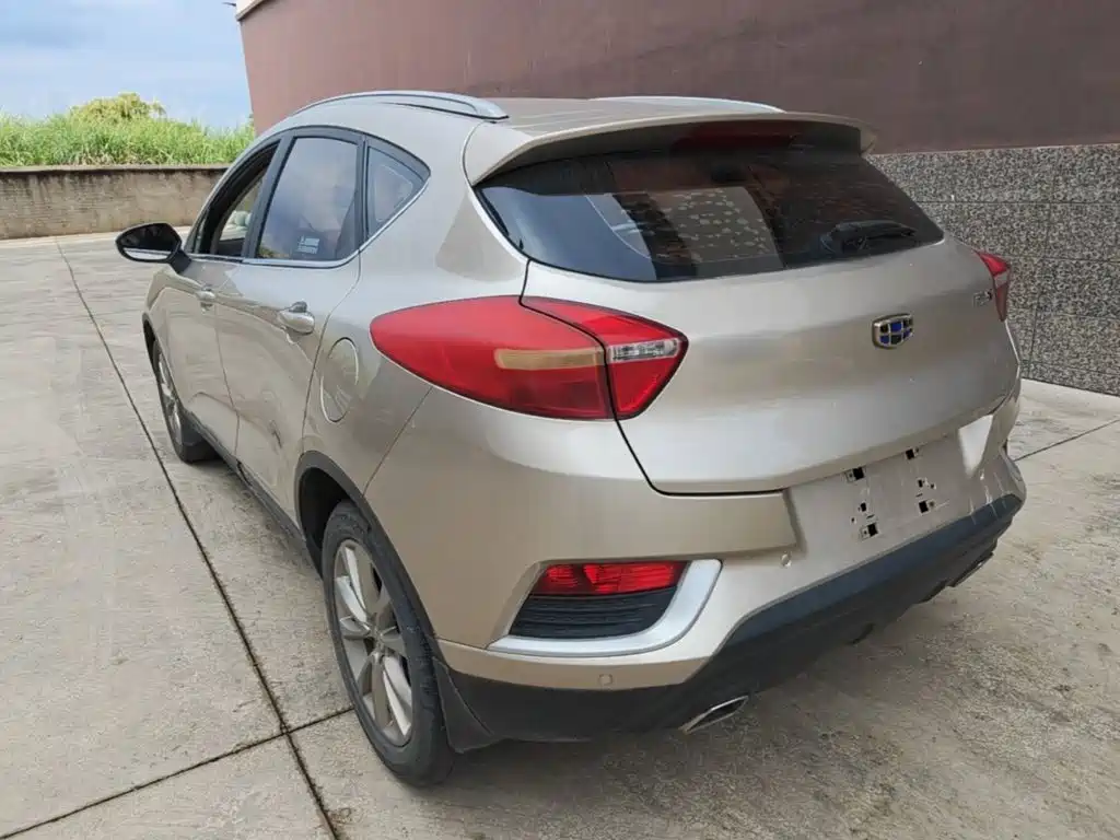 Photo 5 - Geely Emgrand GS