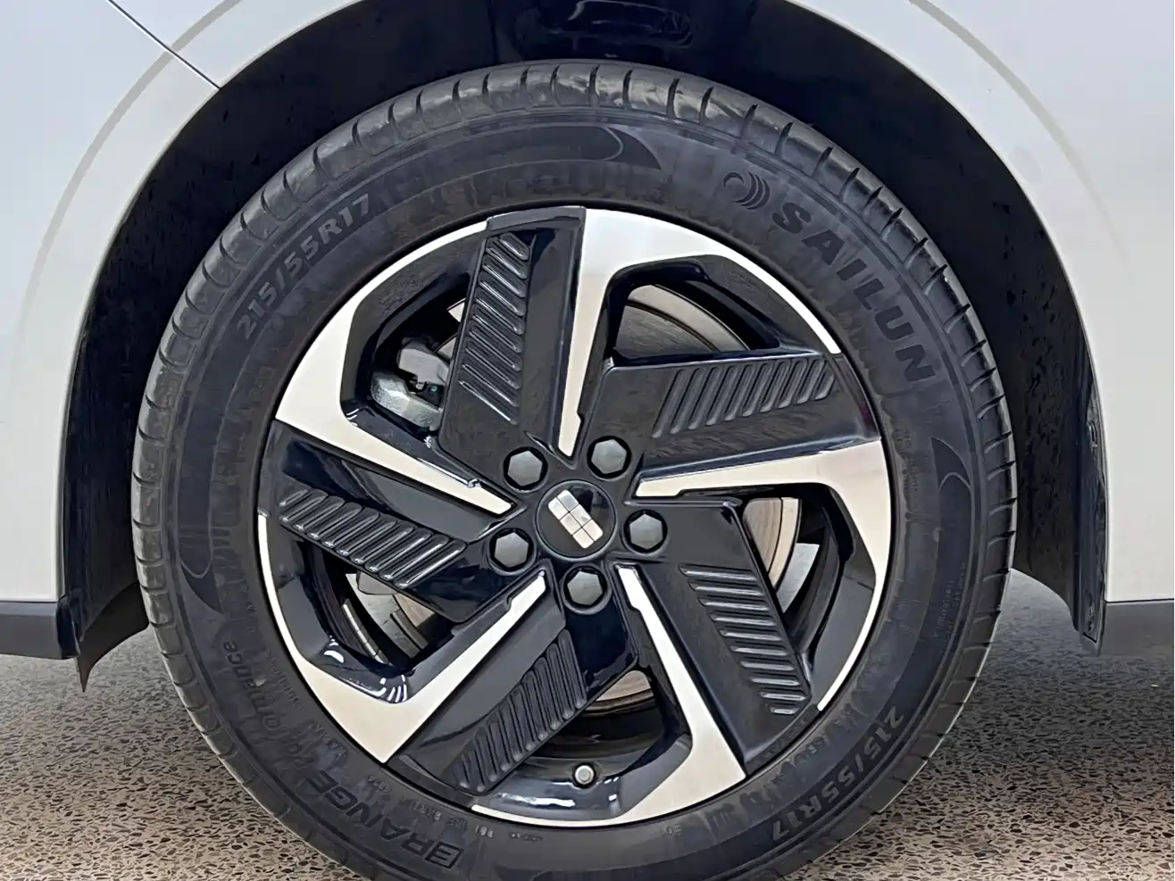 GEELY GALAXY GALAXY L6