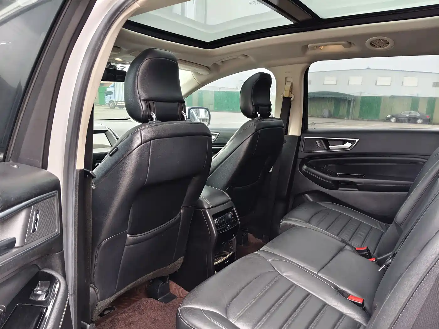 Ford Edge 2016 2016 EcoBoost 245 2WD Luxury 7-Seater