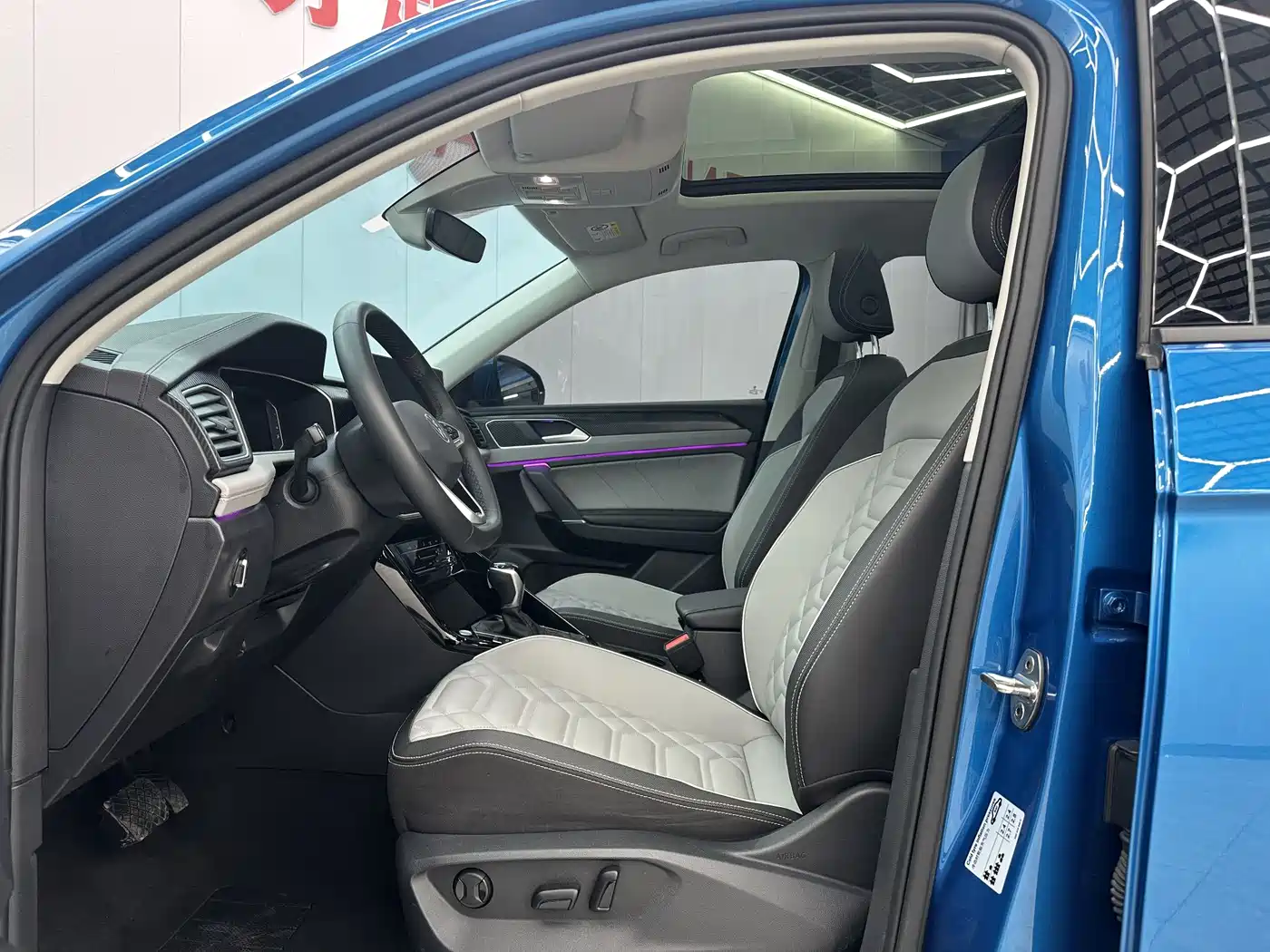 Volkswagen Tayron 2023 280TSI 2WD Luxury Plus Advanced Edition фото 4