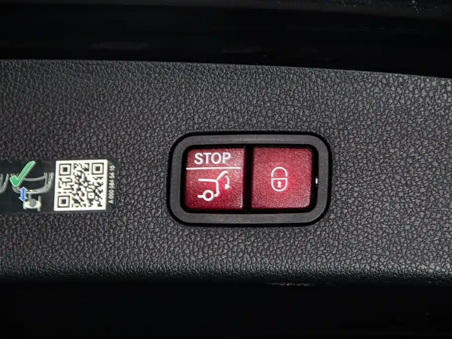 Mercedes-Benz GLC 2024 GLC 300 L 4MATIC Dynamic 5-seater фото 33