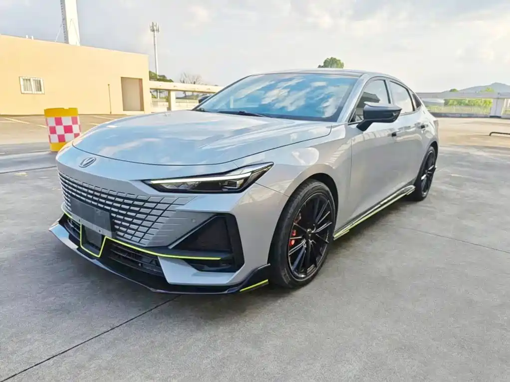 Changan UNI-V 2022 2022 1.5T Sport Edition