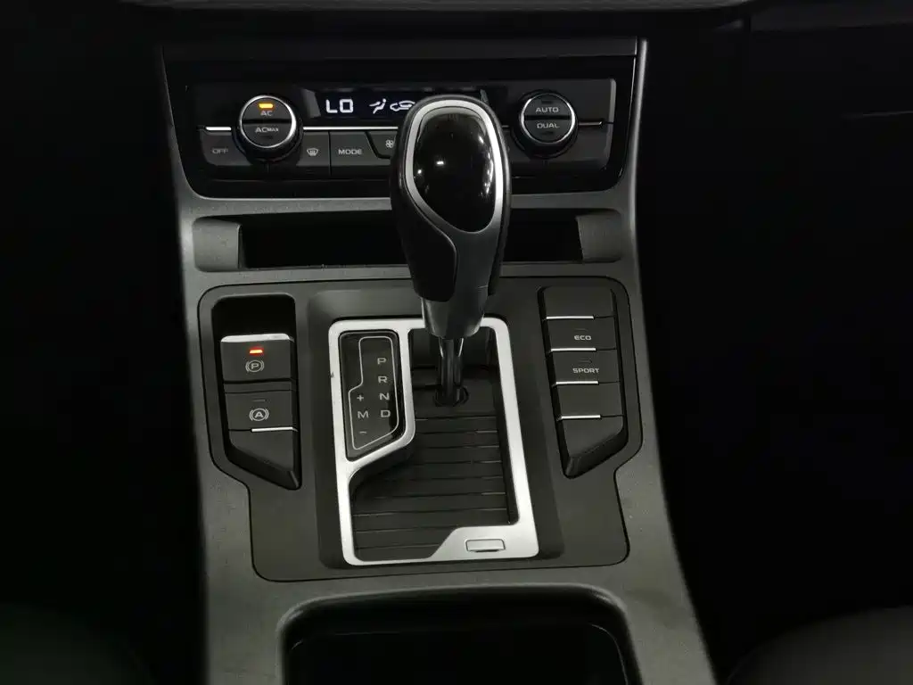 Geely Emgrand GL 2021 2021 UP 1.4T CVT Executive