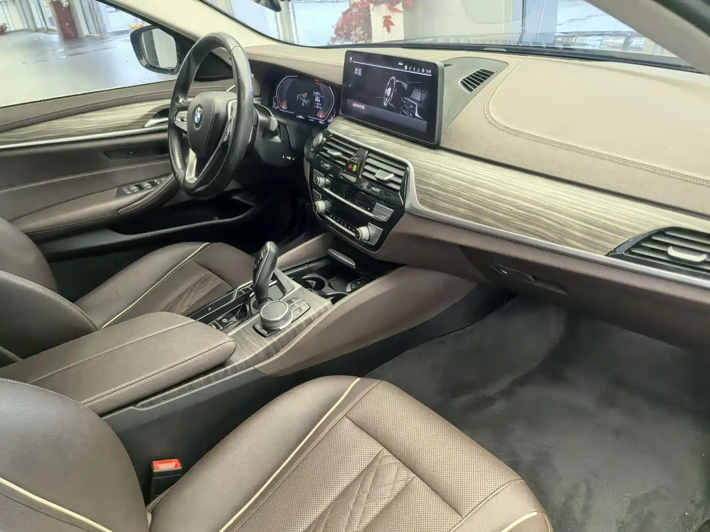 BMW 5 Series, миниатюра 13