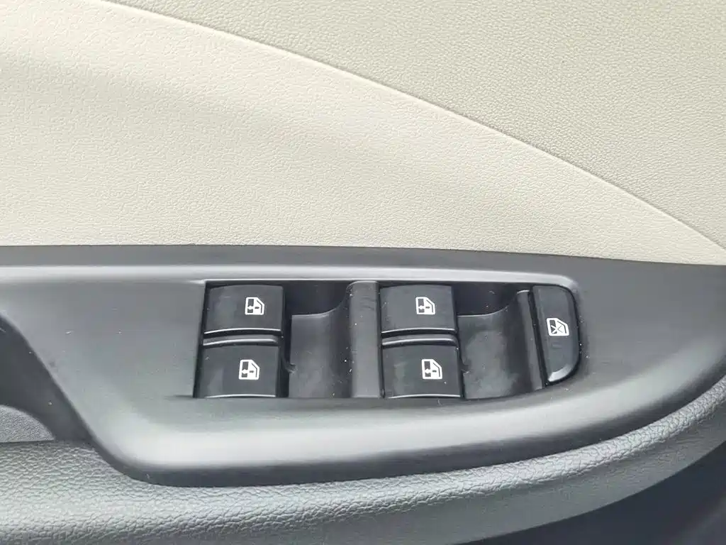 Фото 9 - Buick Excelle
