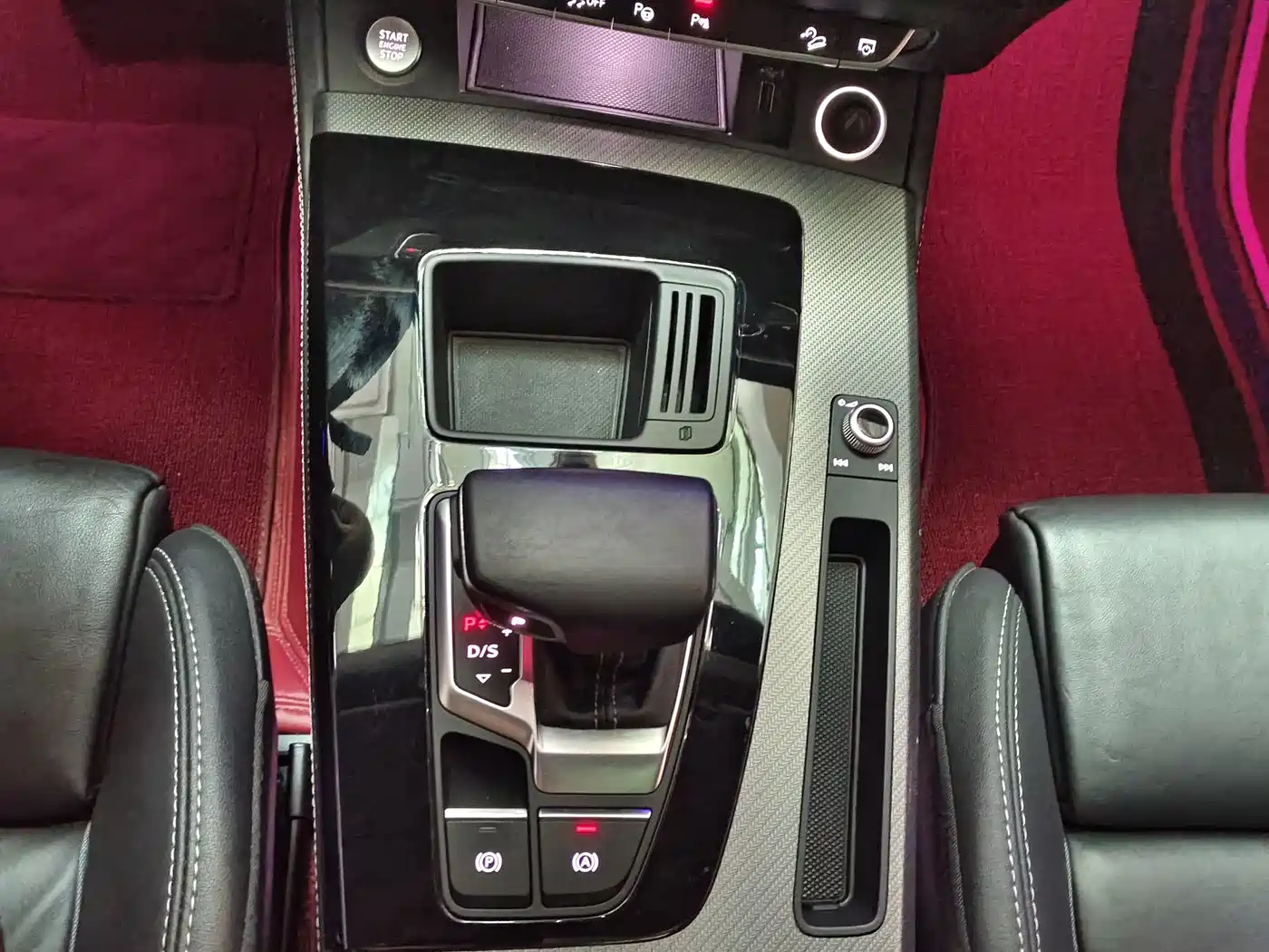 Audi Q5L 2022 40T Luxury Dynamic фото 10