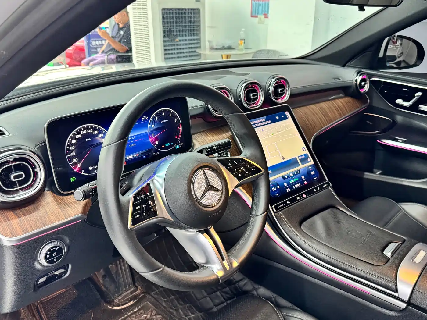 Фото 5 - Mercedes-Benz C-Class