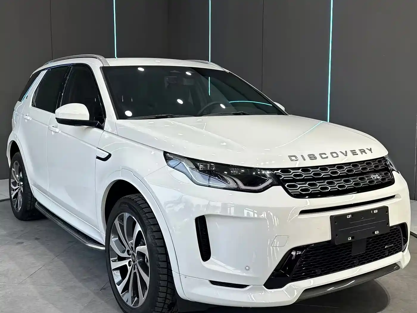 LAND ROVER DISCOVER SPORTS