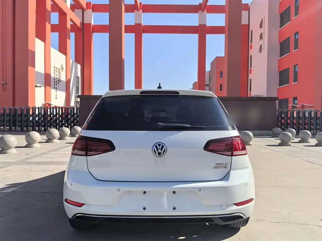 Volkswagen Golf 2019 280TSI DSG Comfort China VI фото 6