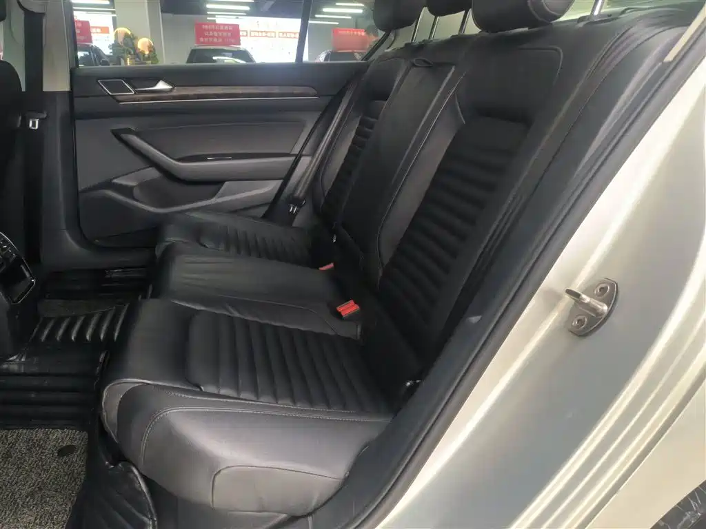 Volkswagen Magotan 2019 330TSI DSG Leading China VI фото 17