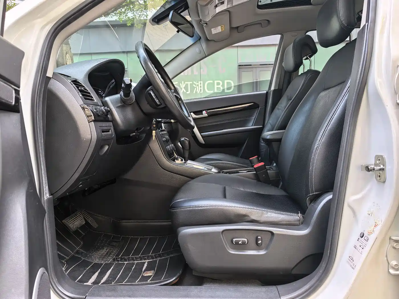 Chevrolet Captiva 2014 2.4L 2WD Urban 7-seater фото 5