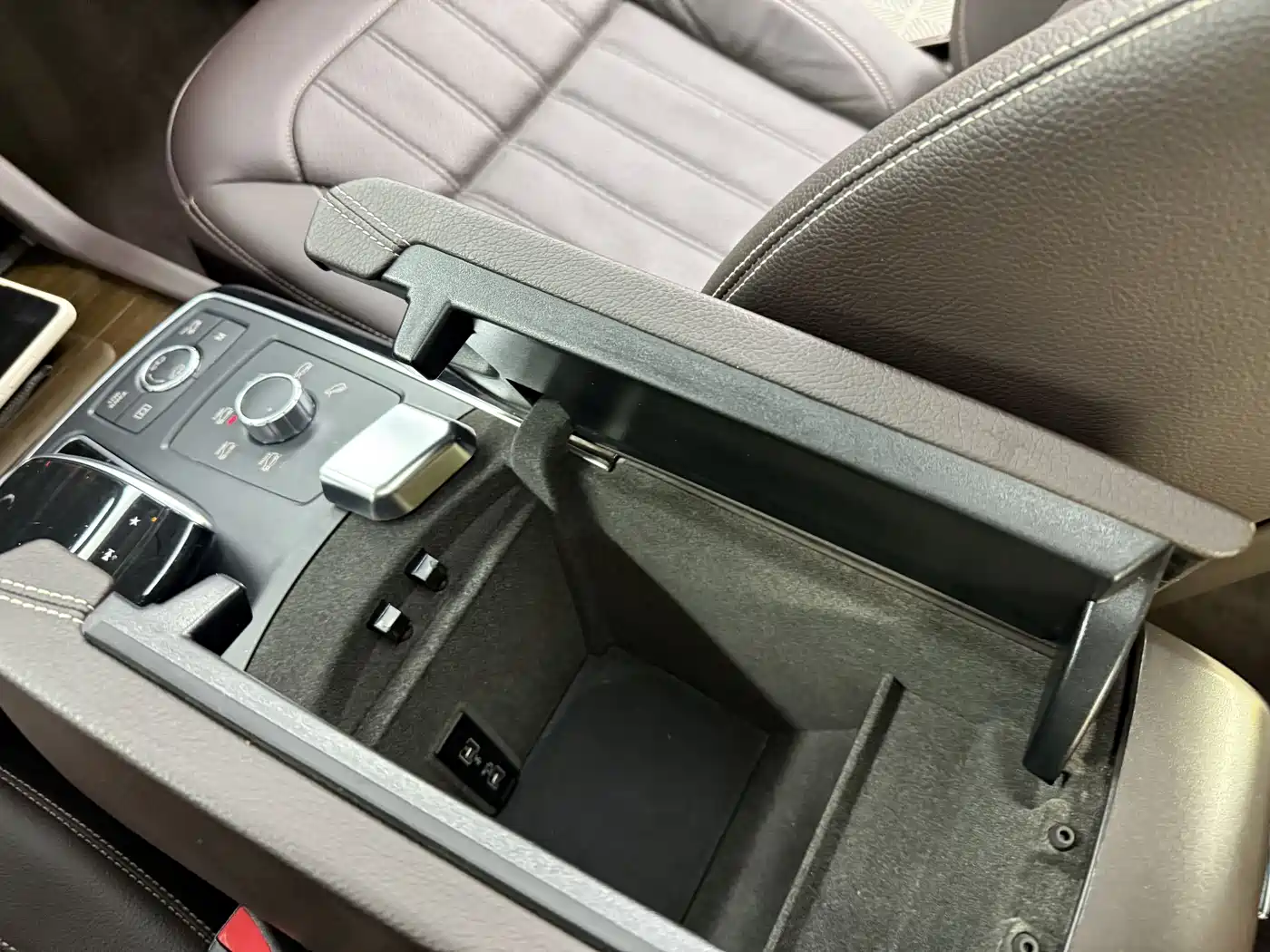 Mercedes-Benz GLS 2018 GLS 400 4MATIC Luxury фото 19