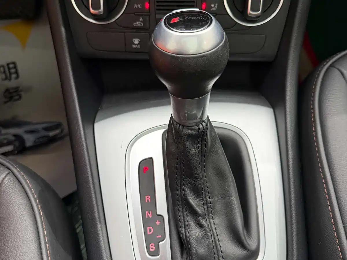 Audi Q3 2018 35 TFSI Fashion Collector's Edition фото 23