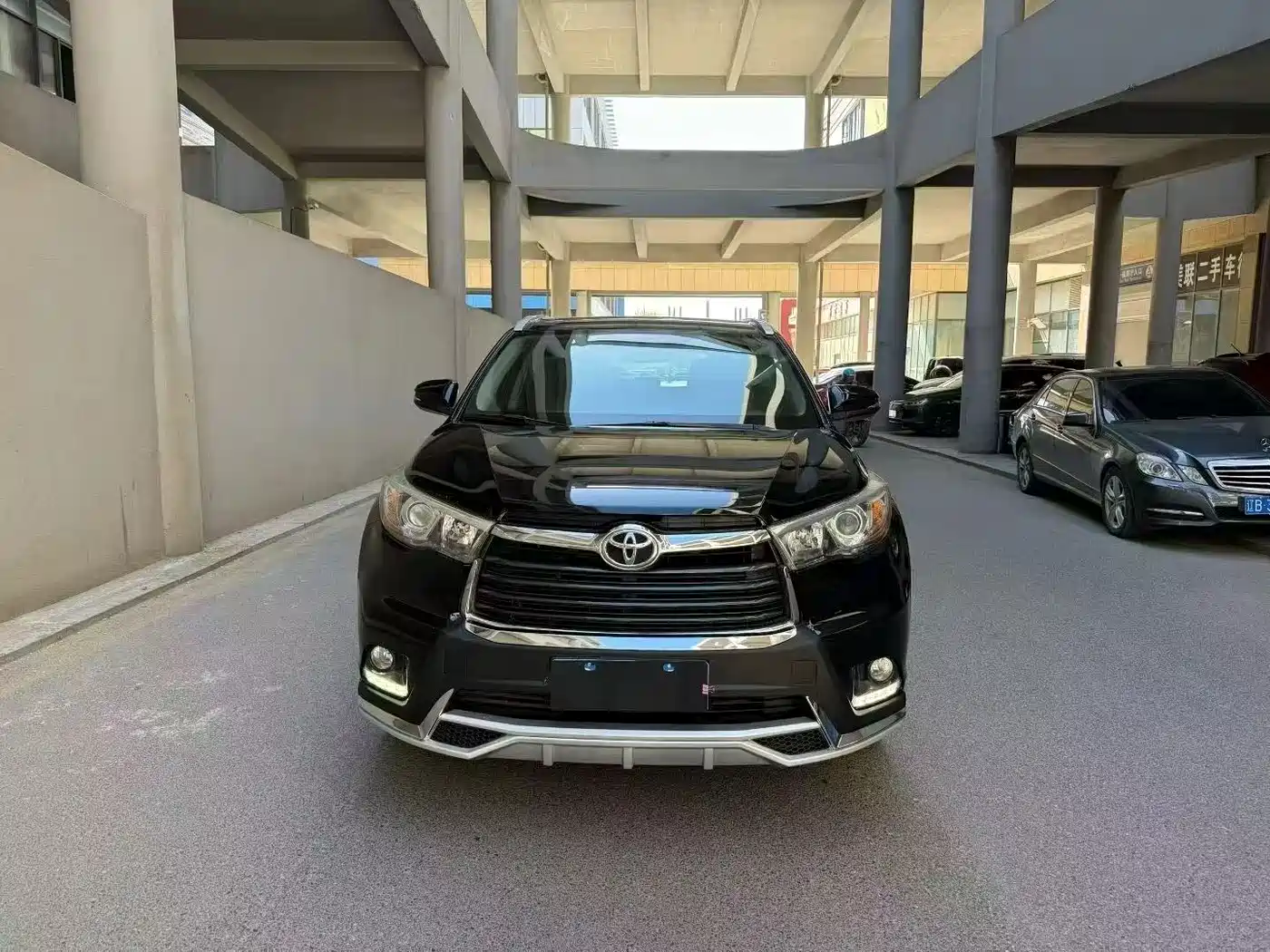 Toyota Highlander 2015 2.0T AWD Luxury Edition 7-seater фото 2