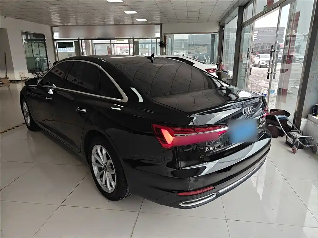 Audi A6L 2019 40 TFSI Luxury Elegance фото 23