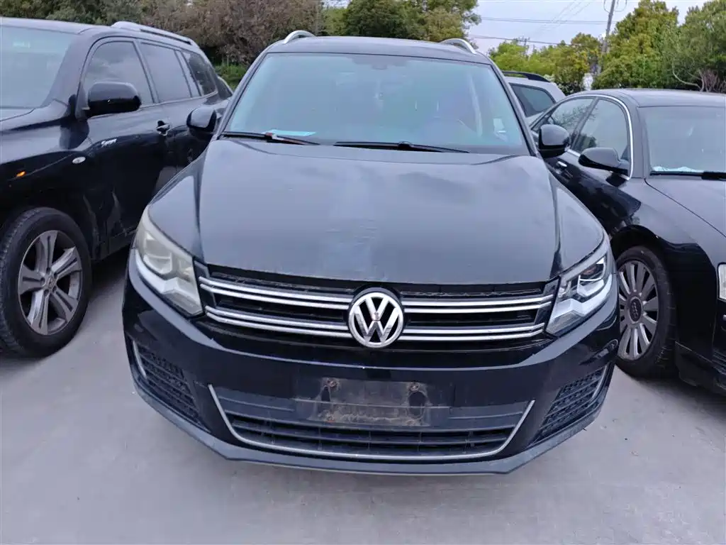 Volkswagen Tiguan 2015 1.8TSI Automatic 2WD Highline фото 3