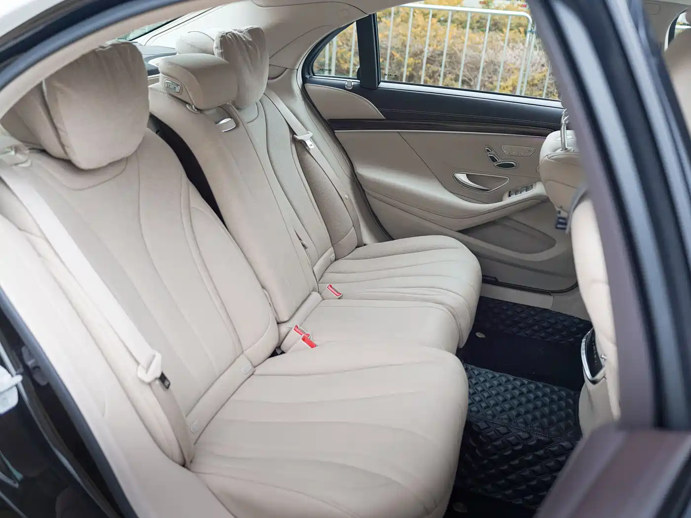 Mercedes-Benz S-Class 2014 S 320 L Business фото 9