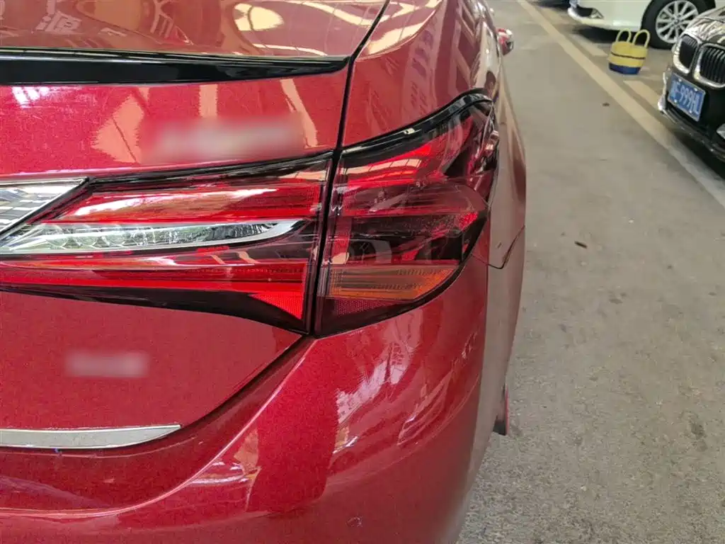 Toyota Levin 2017 Facelift 185T CVT Elite (China V) фото 8
