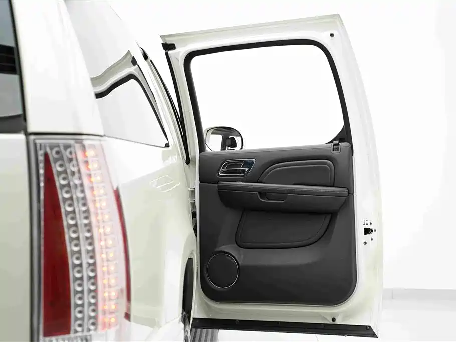 Cadillac Escalade 2014 2013 6.2L ESV Platinum Extended