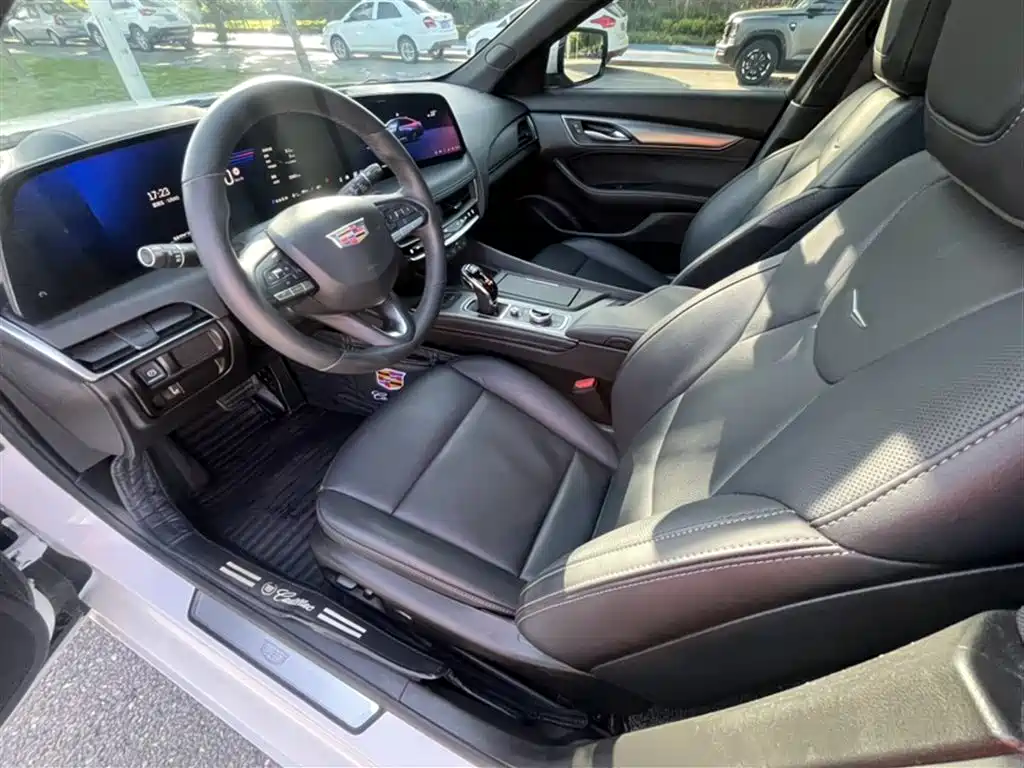 Cadillac CT5 2024 28T Luxury Model Pro фото 22