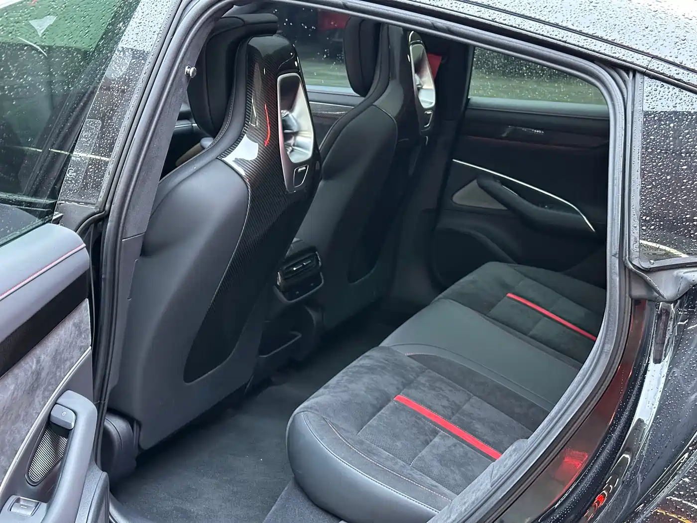 XIAOMI CAR XIAOMI SU7 ULTRA