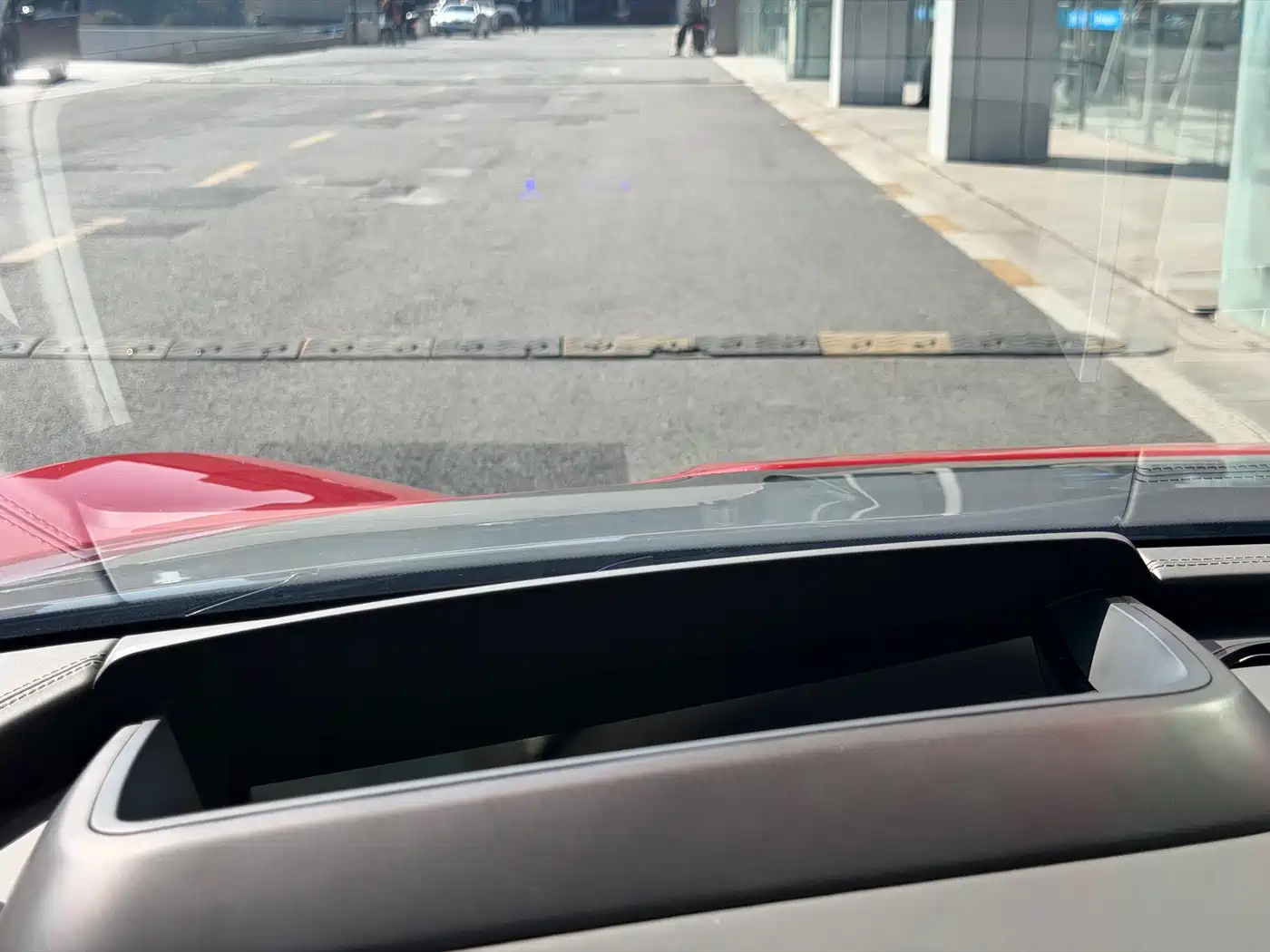 LOTUS SPORTS CAR EMEYA FLOWERS