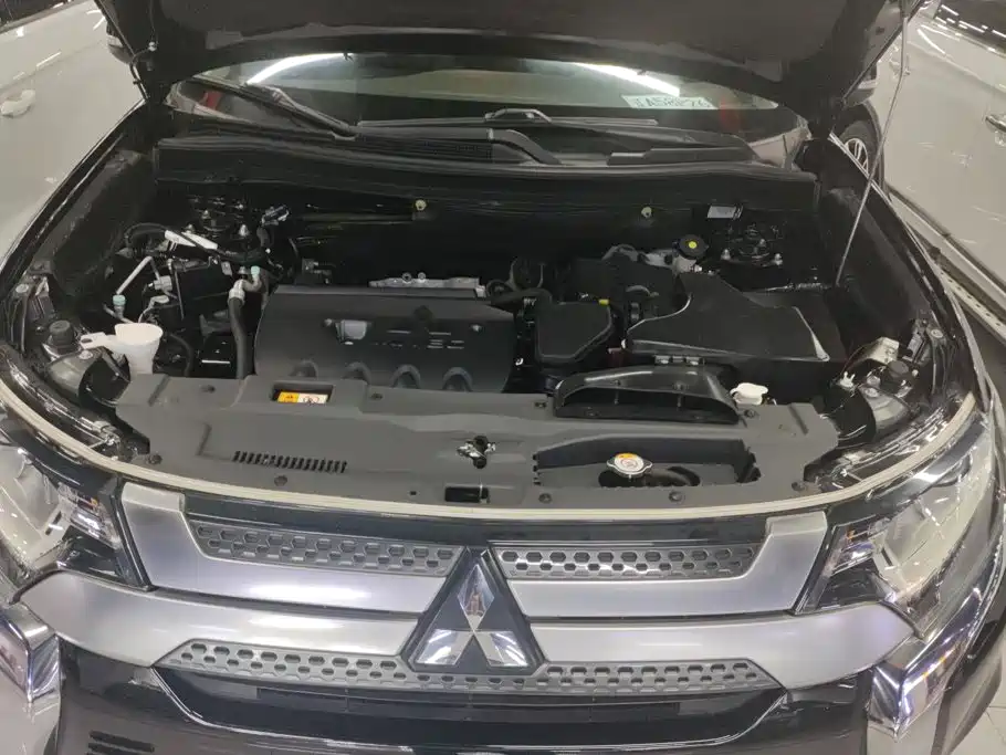 Mitsubishi Outlander 2021 2019 2.0L 2WD Enjoy Edition 5-seater China V