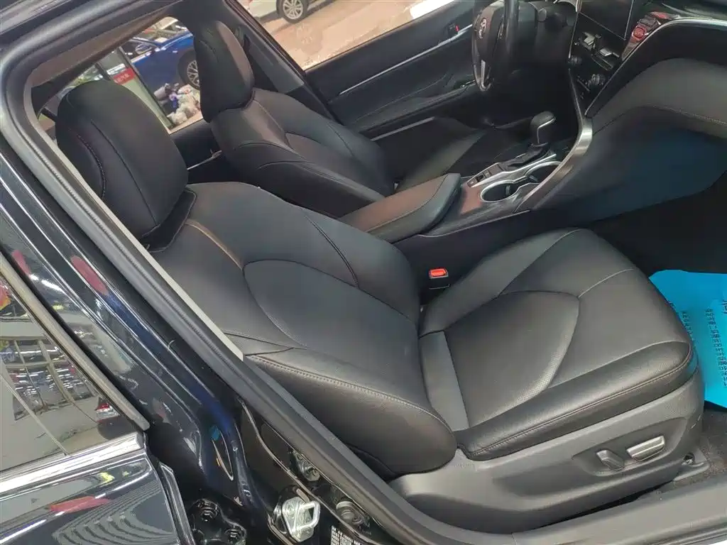 Toyota Camry 2021 2.0G Luxury Edition фото 25