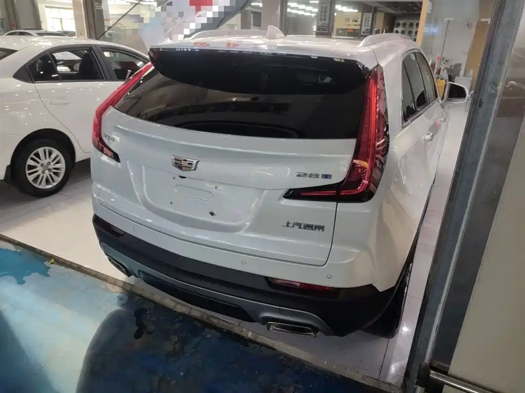 Cadillac XT4 2022 28T FWD Luxury фото 7