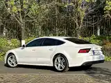Фото 8 - Audi A7