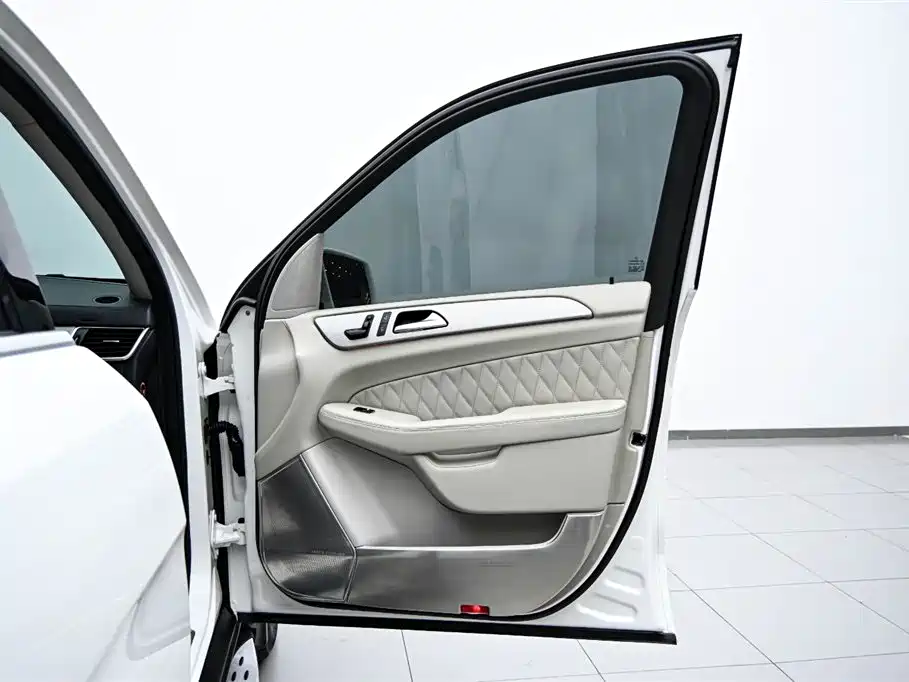 Mercedes-Benz GL-Class 2015 2014 GL 400 4MATIC Dynamic