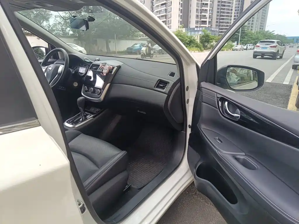 Nissan Tiida, миниатюра 18