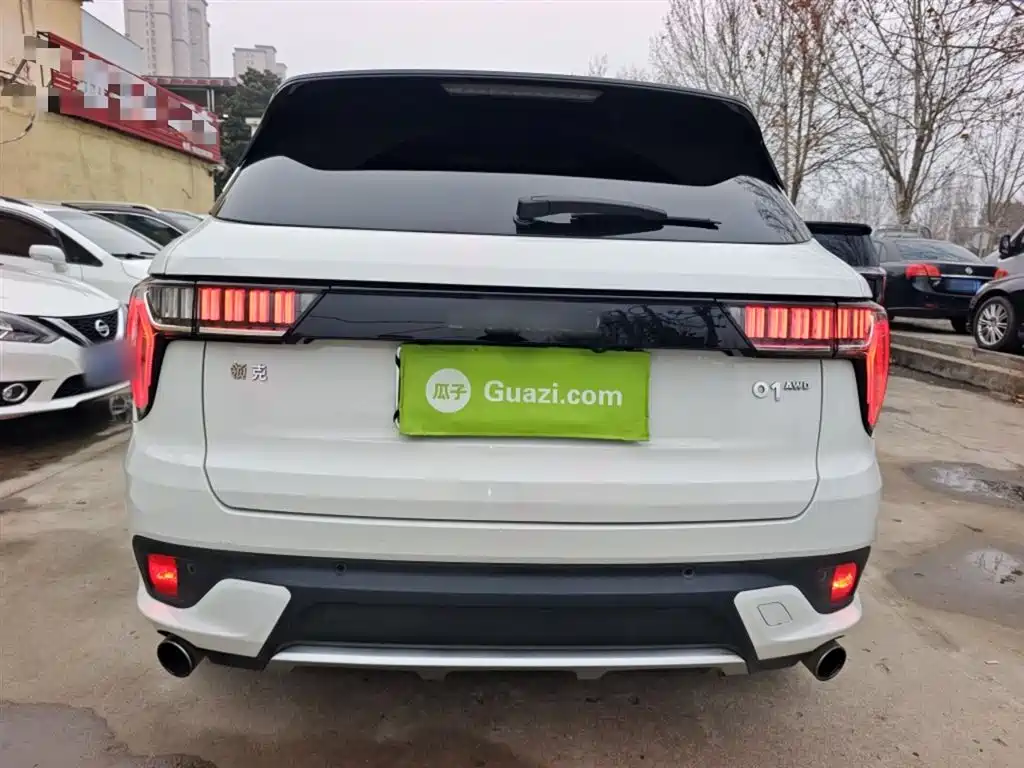 Lynk & Co 01 2017 2.0T AWD Pro фото 6