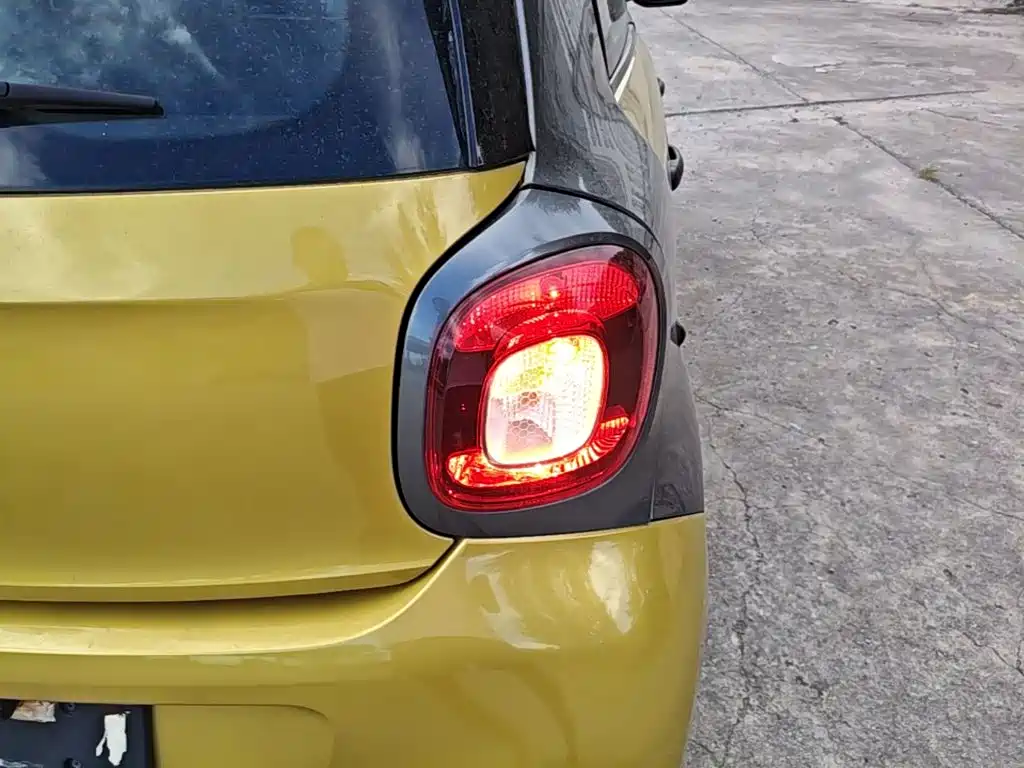 smart forfour 2017 2016 1.0L 52kW Agile Edition