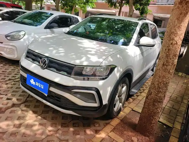 Volkswagen T-Cross 1.5L, Автомат, Стиль
