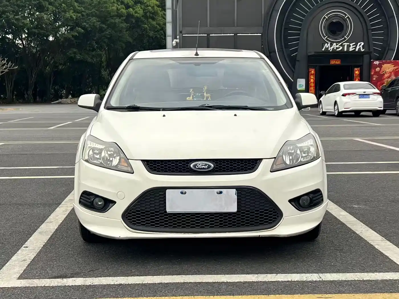 Фото 2 - Ford Focus