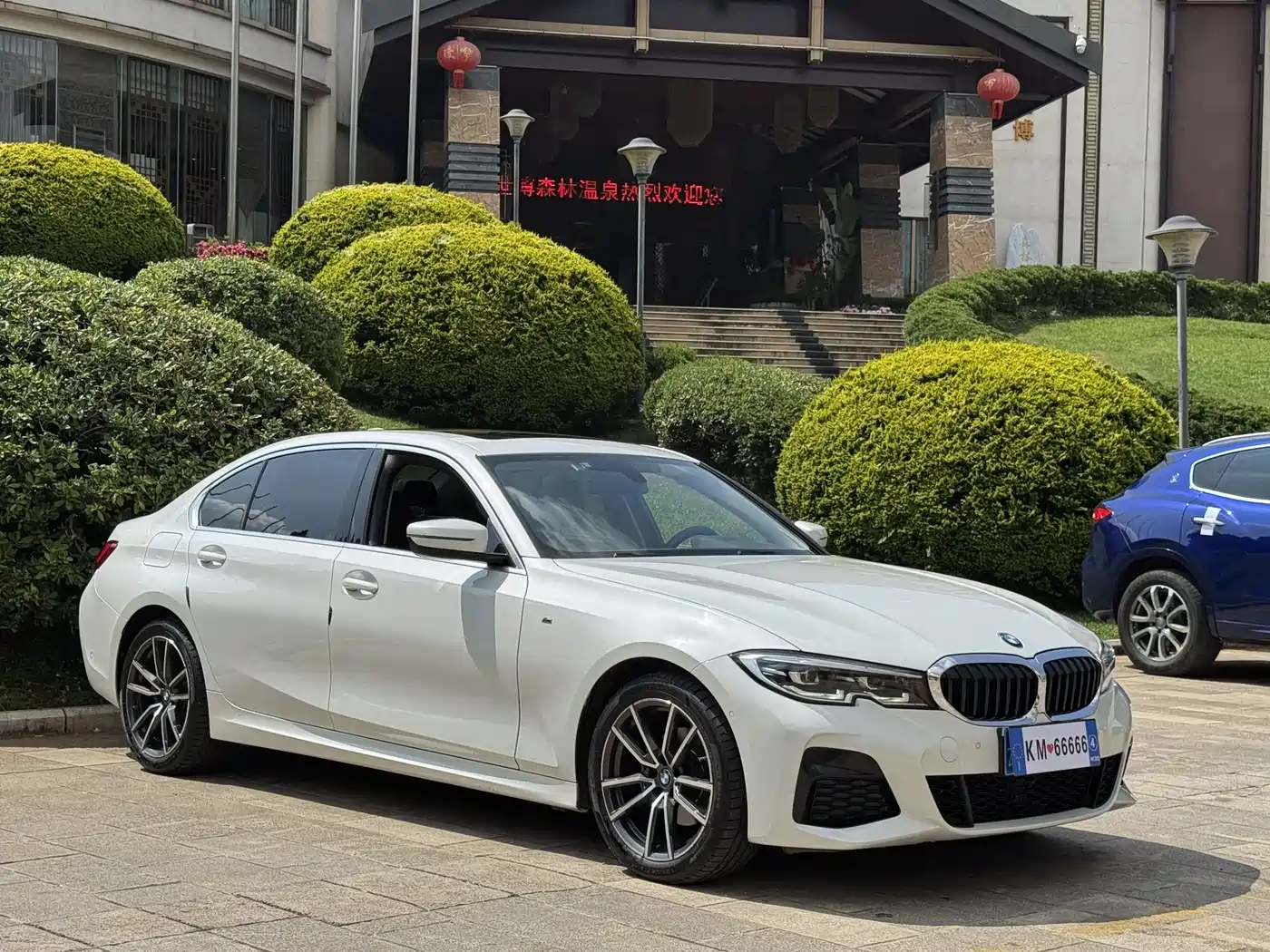 BMW 3 Series 2021 320Li M Sport Package фото 3