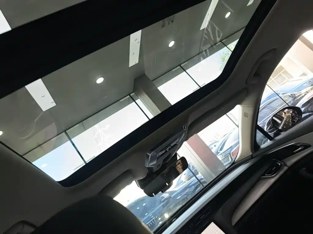 Hongqi H5 PHEV 2026 2025 130 Super Hybrid Edition