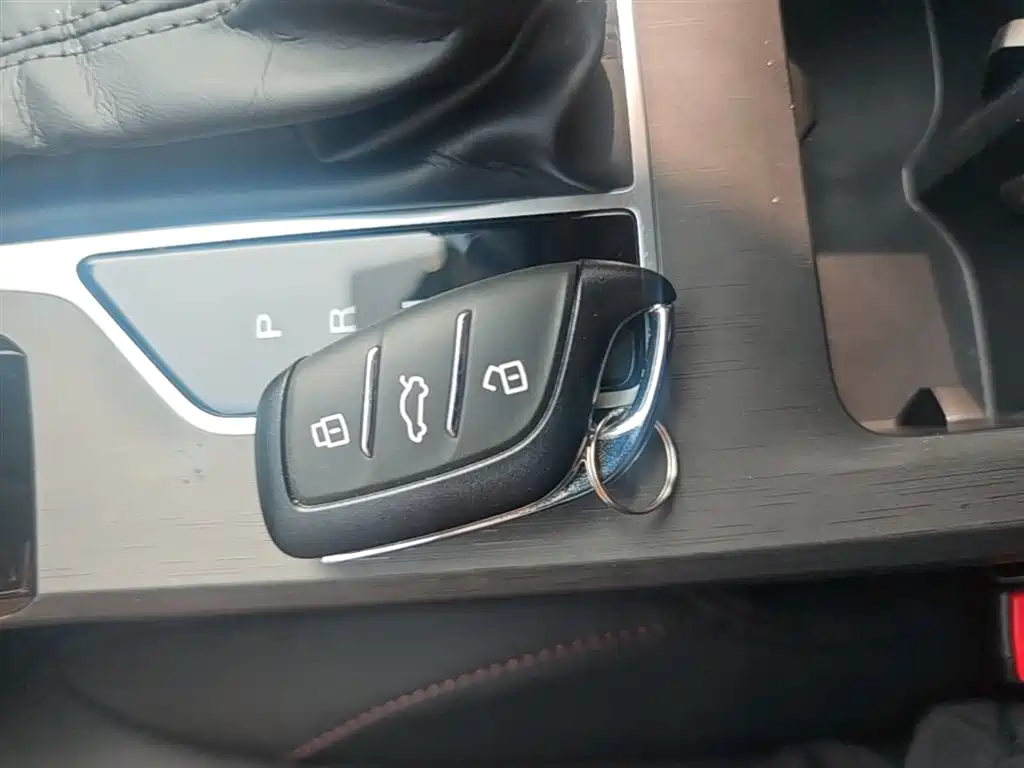 Roewe i5 2026 2026 1.5L CVT Luxury