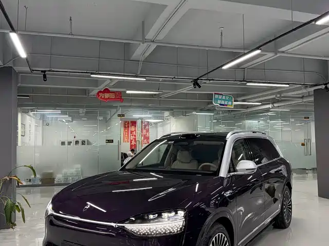 AITO M9 Последовательный гибрид, Ultra, 52kWh, 6 мест, 896-лучевой лидар