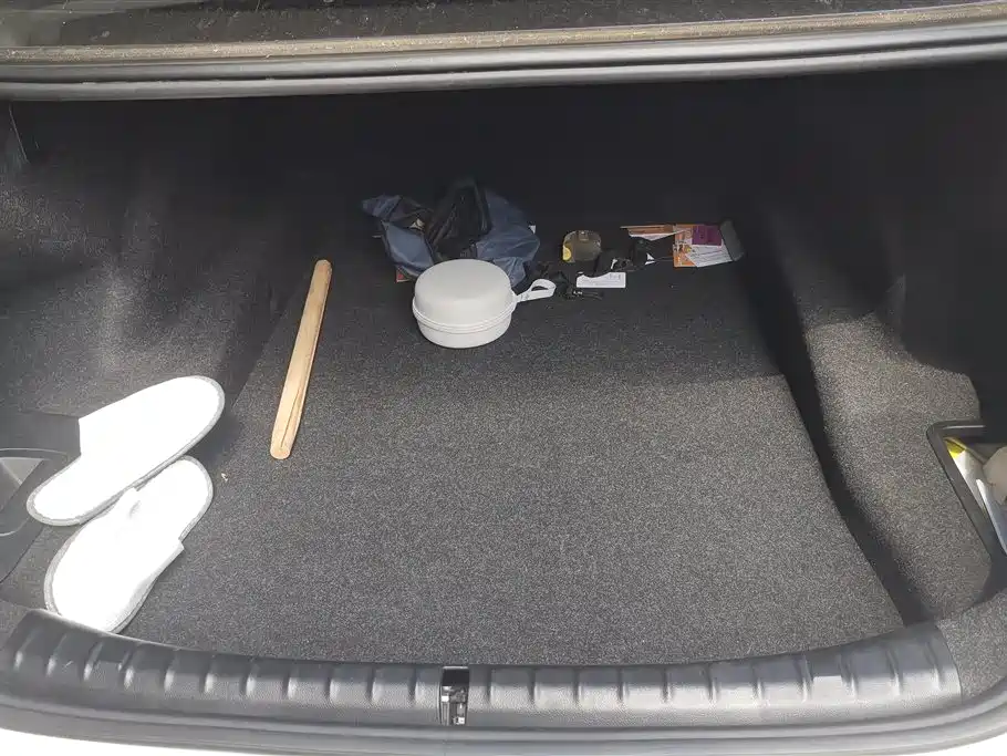 BMW 5 Series 2023 530Li Leading M Sport Package фото 4