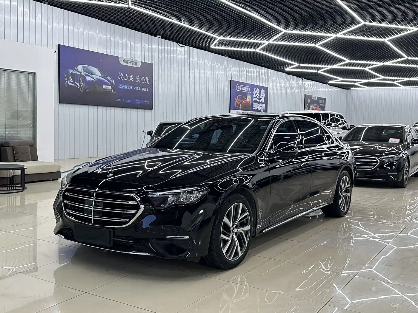 Mercedes-Benz E-Class 2024 E 300 L Fashion