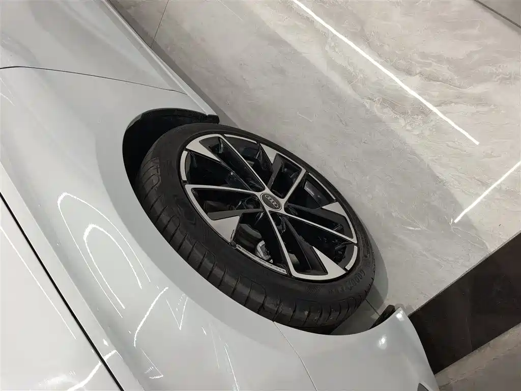 Audi A3 2022 Sportback 35 TFSI Luxury Elegance фото 23