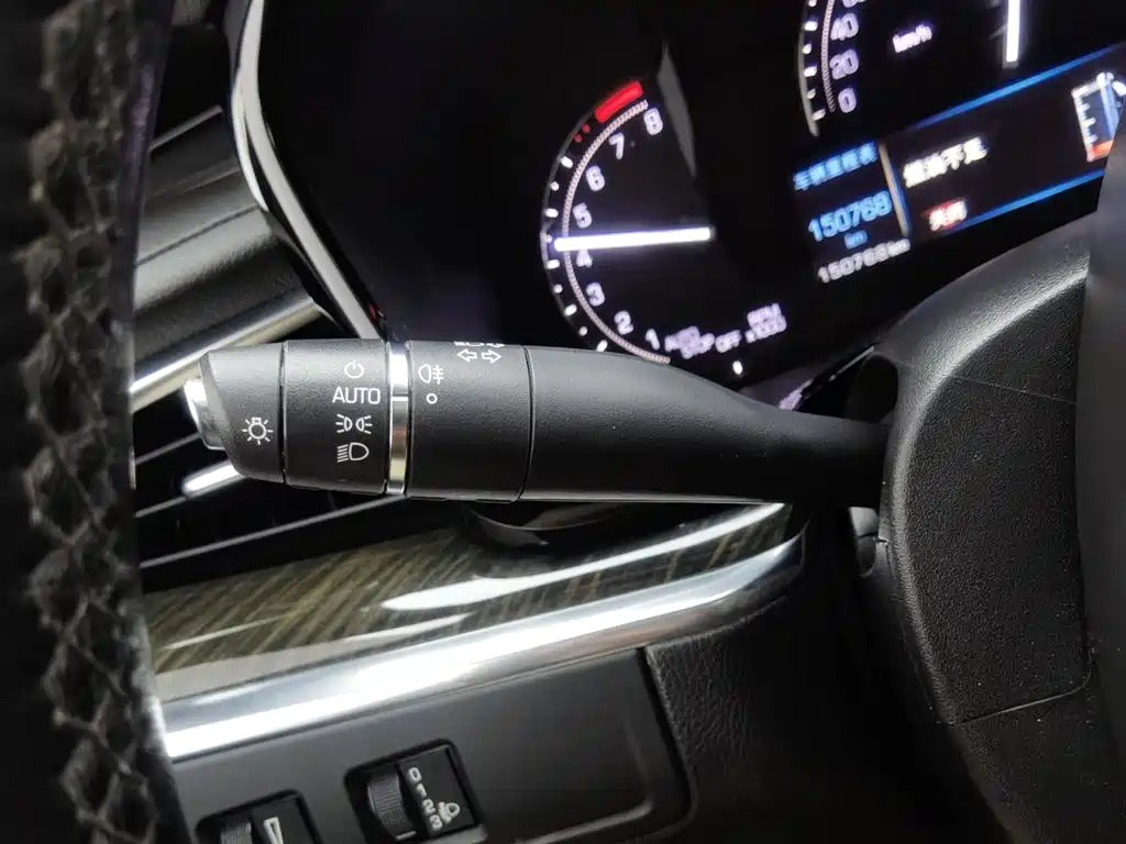 Cadillac XT5 2018 28E AWD Technology Model фото 21