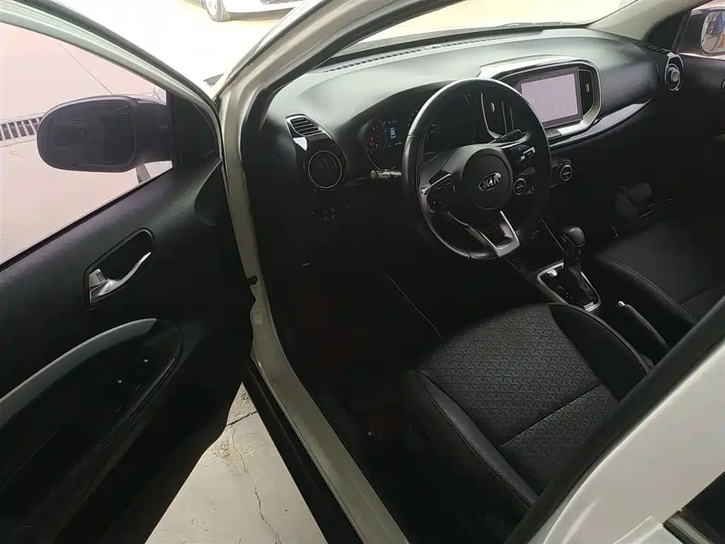 Kia KX1 2019 1.4L Automatic Fun Edition China V фото 16