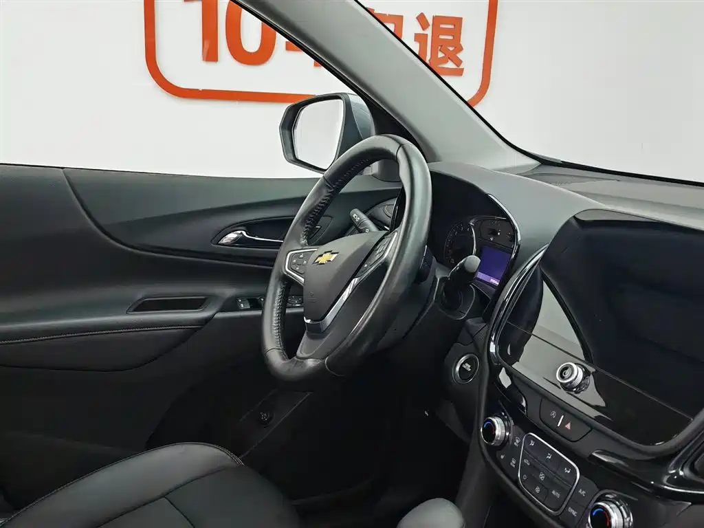 Chevrolet Equinox 2022 535T Control Edition фото 22