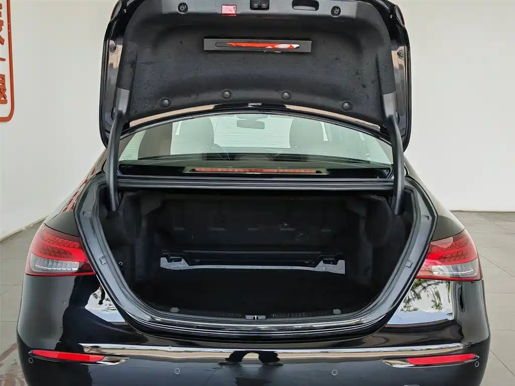 Mercedes-Benz E-Class 2021 Facelift E 260 L 4MATIC фото 16