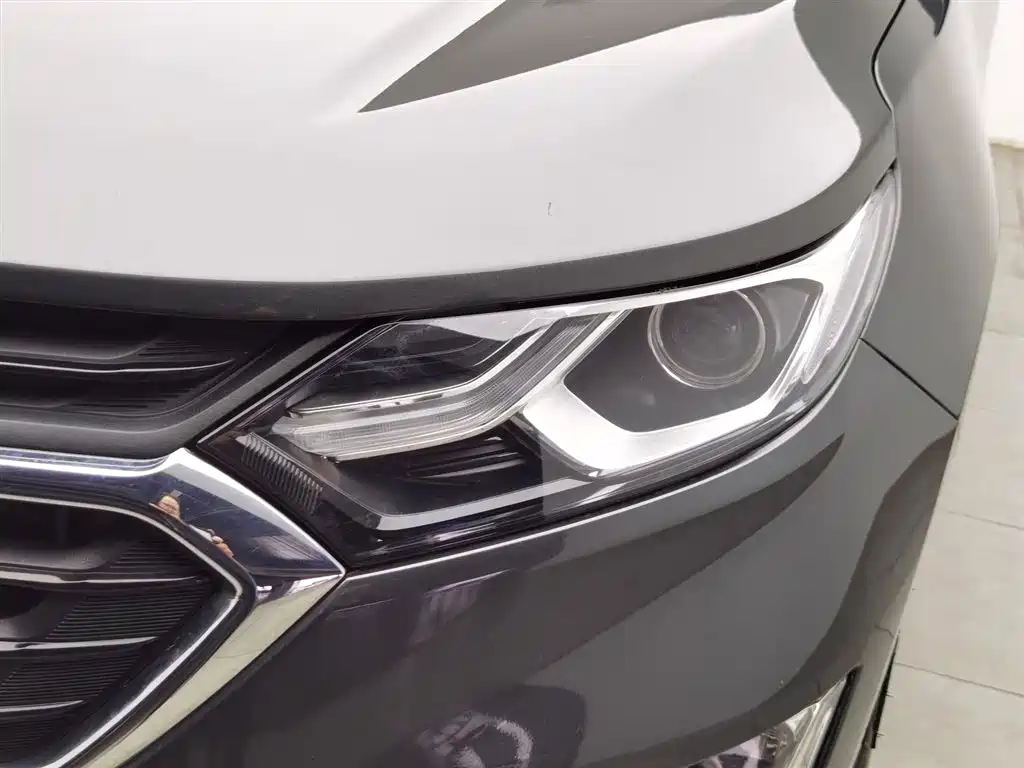 Chevrolet Equinox 2019 535T Auto Control Edition China V фото 7