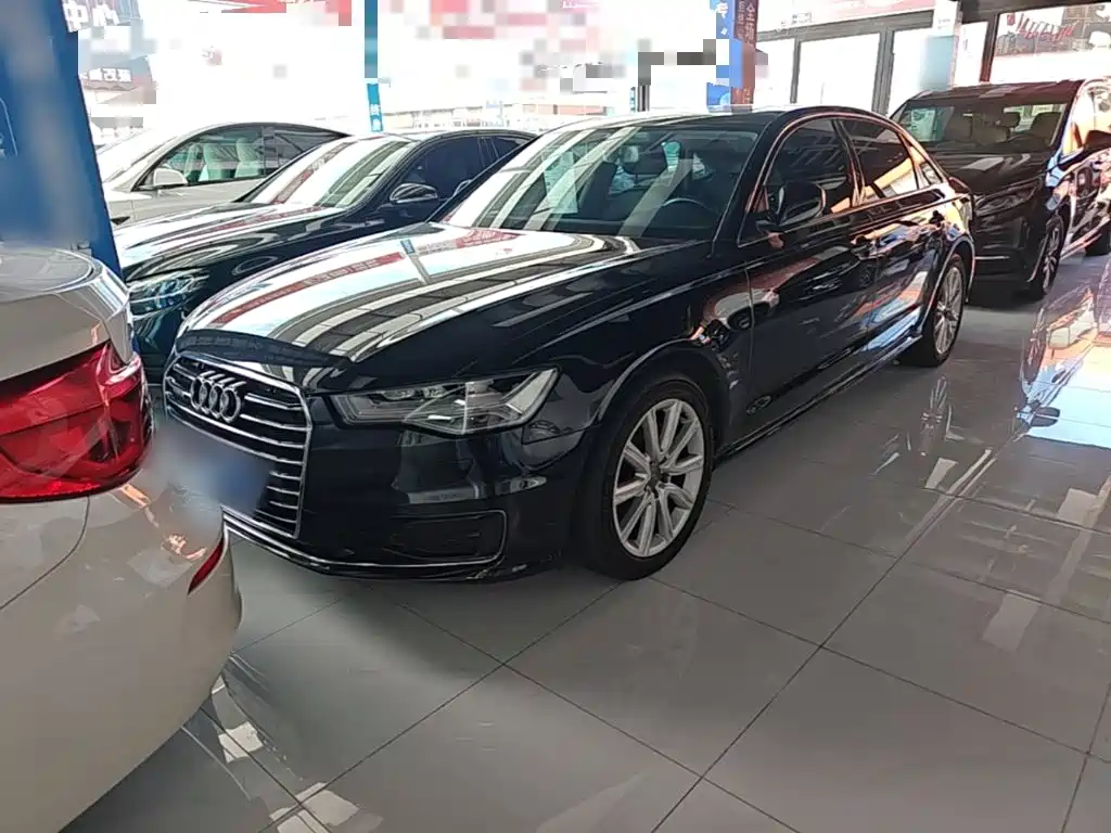 Фото 1 - Audi A6L